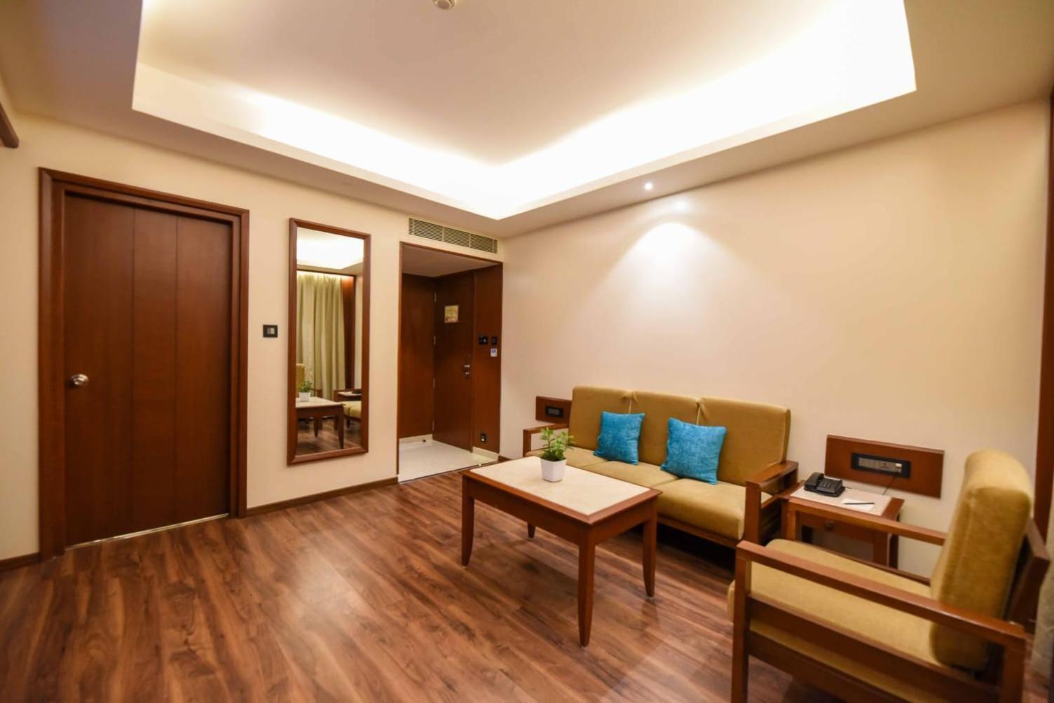 Ayra Boutique Hotel Bangalore Bagian luar foto