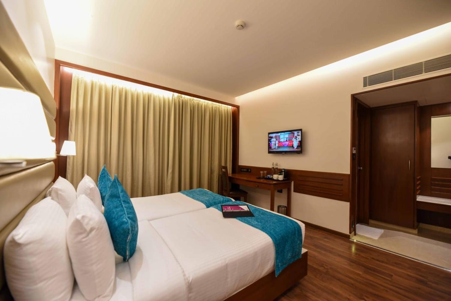 Ayra Boutique Hotel Bangalore Bagian luar foto