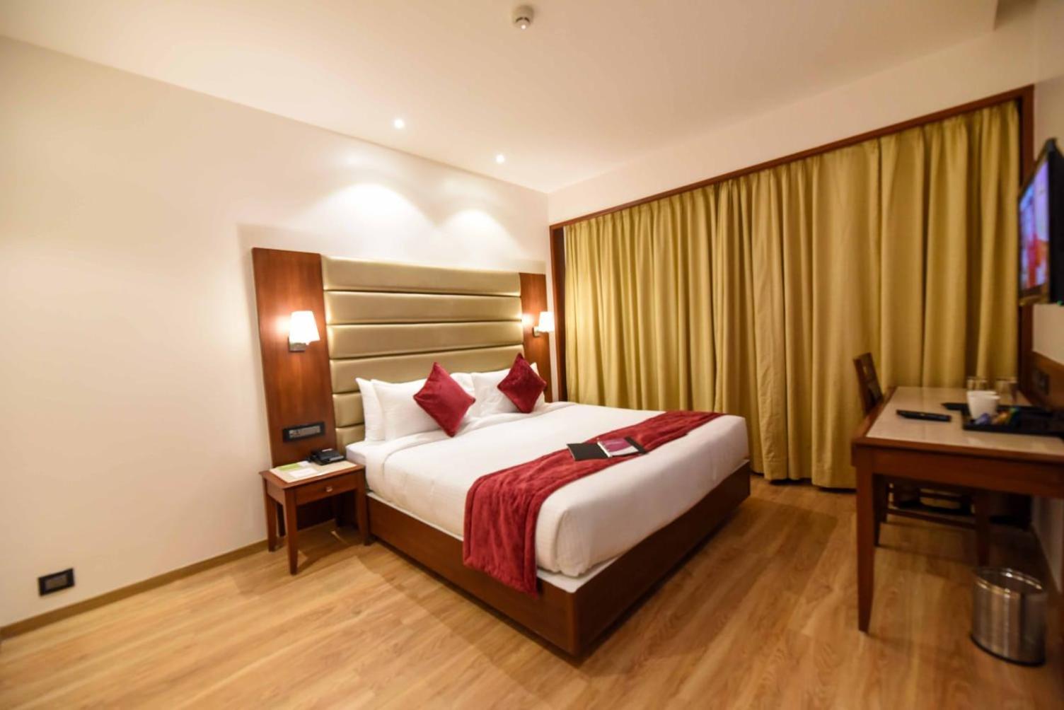 Ayra Boutique Hotel Bangalore Bagian luar foto